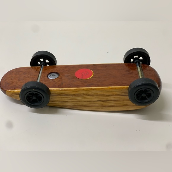 1988 Vtg Hand Crafted Homemade Pinewood Derby Race Car - Picture 10 of 12